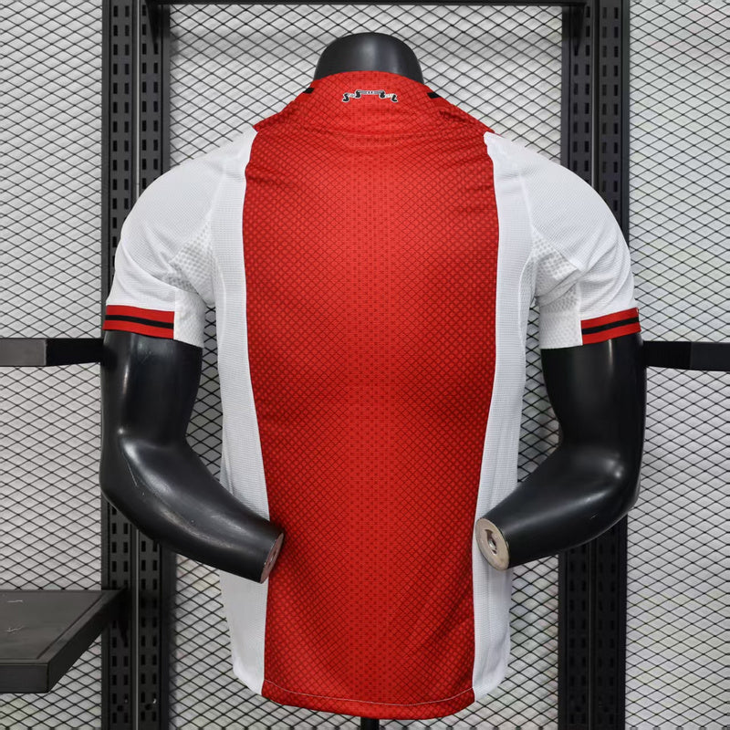 25-26 Ajax home
