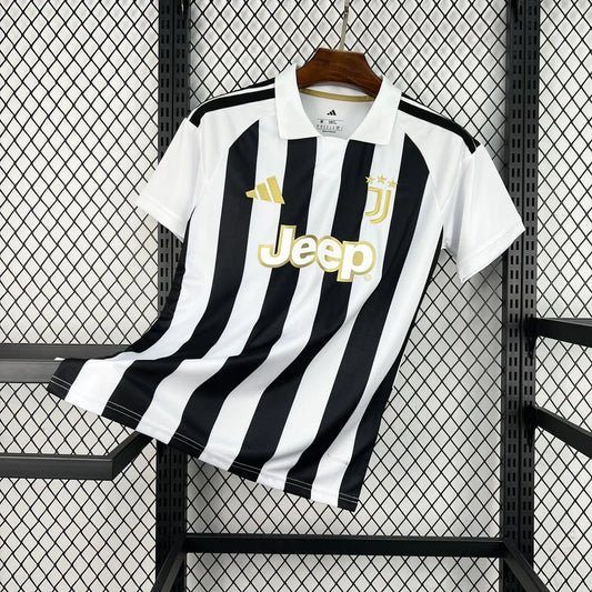 Juventus 26/27 Home Kit