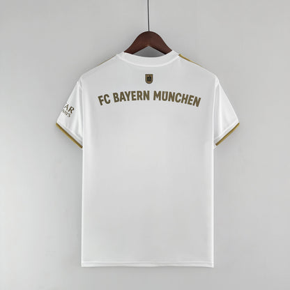 Bayern München 2022/23 Away Jersey