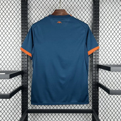 Valencia 26/27 Away Kit