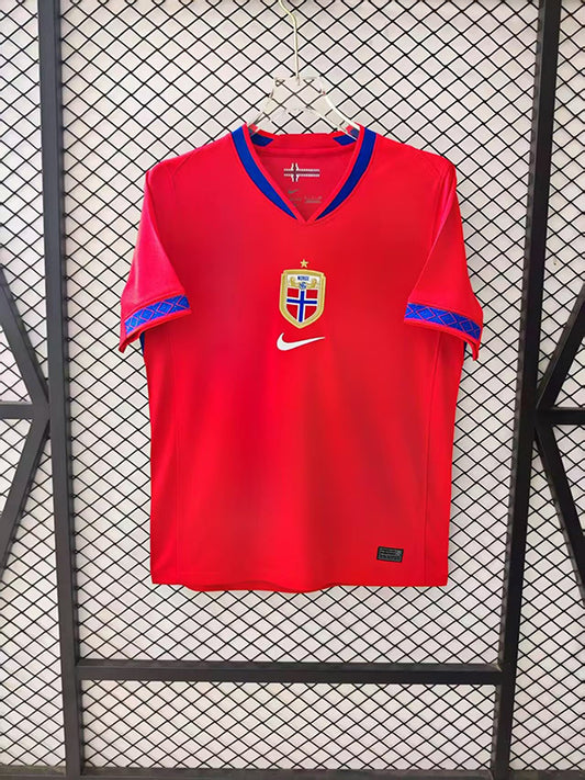 26-27 Norway home