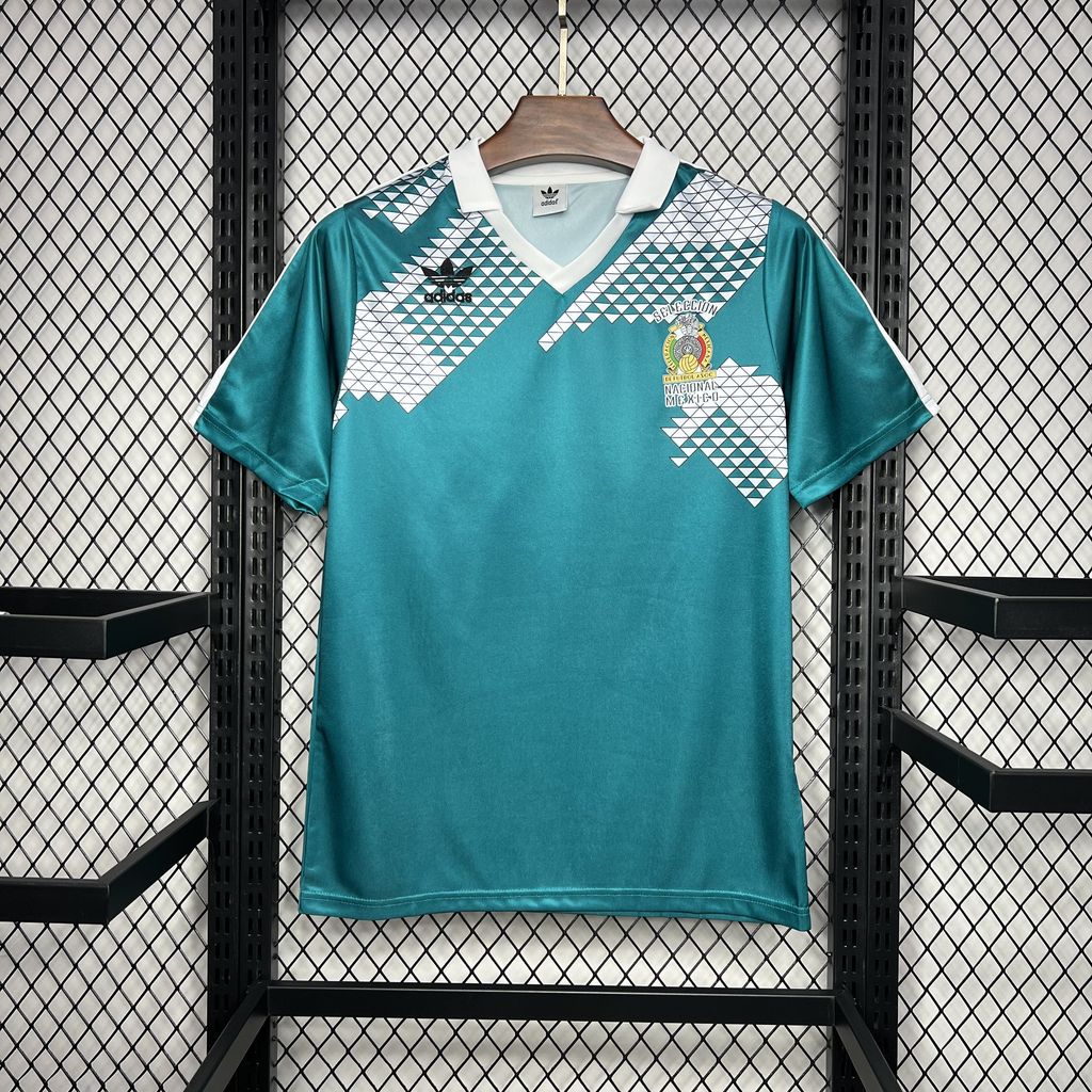 Mexico 1990 Home