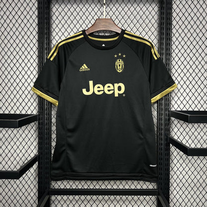 Juventus 2015/16 Third Away