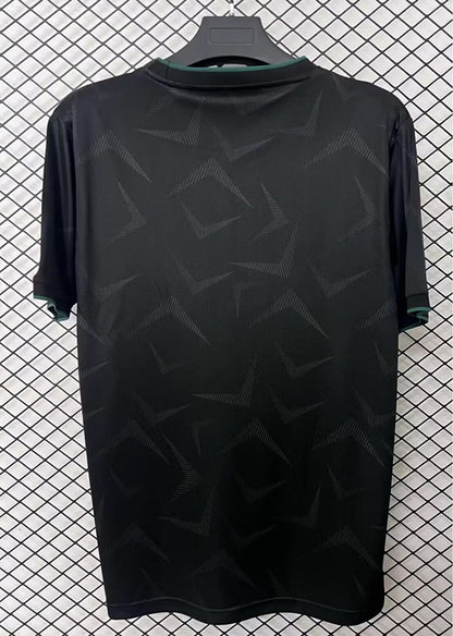26-27 Ireland third kit